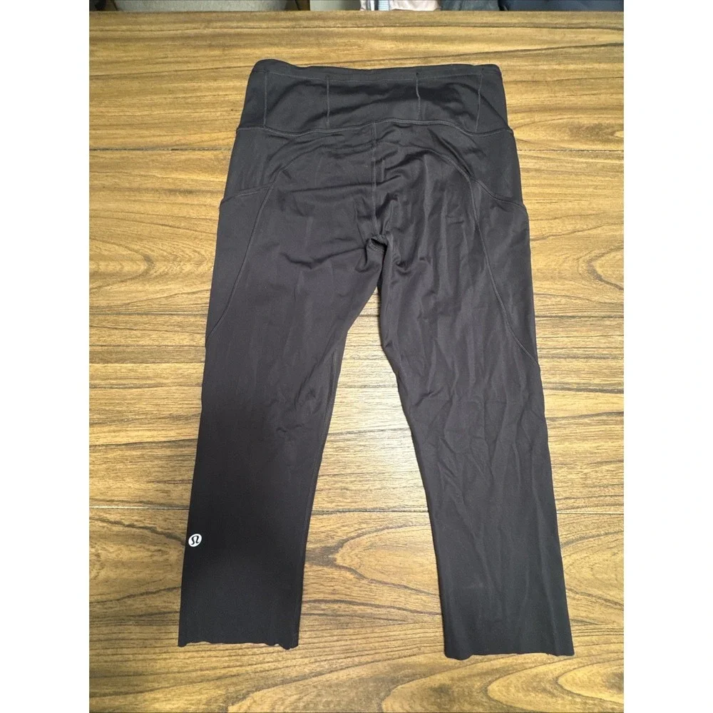Lululemon Women's Capri Leggings Black Size 8